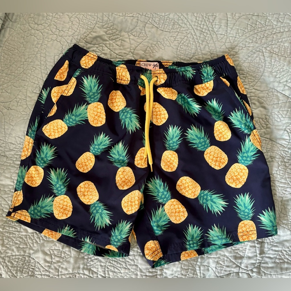 J Crew Factory Men’s swim trunks- S